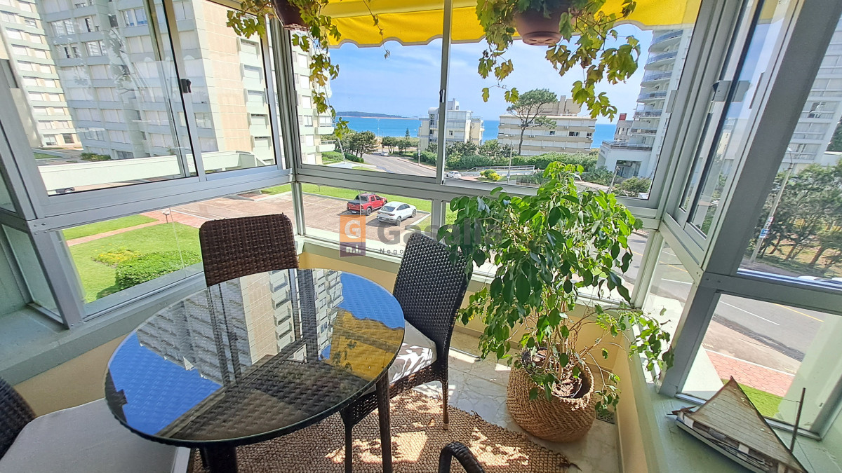 Apartamento en Alquiler de Temporada - Zona Mansa Ref. 6826 - GSL5627A