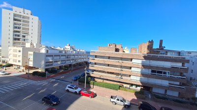 Apartamento En Venta - Zona Península Ref. 7200