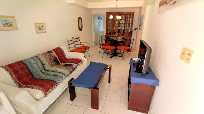 Apartamento en Península En Venta  - Punta del Este. Ref. 4802