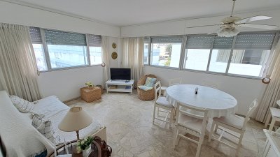 Apartamento en Alquiler de Temporada - Zona Mansa Ref. 6827