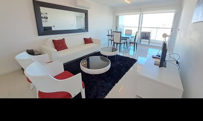 Espectacular apartamento en Playa Brava. Ref. 3962