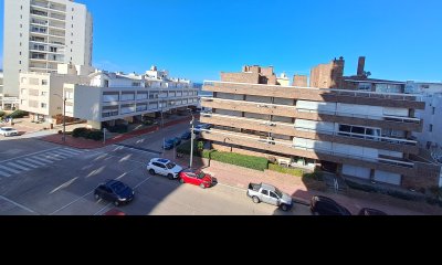 Apartamento En Venta - Zona Península Ref. 7200