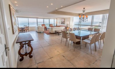 Apartamento en Punta del Este (Playa Mansa) Ref. 1521