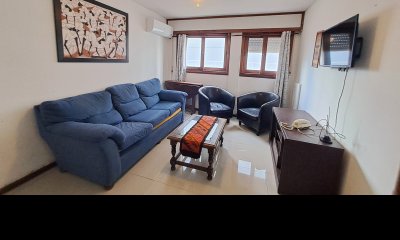 Apartamento en Venta - Zona Península Ref. 7086