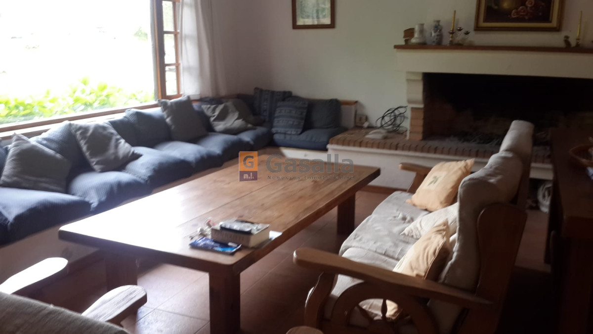 Casa ubicada en el exclusivo barrio de San Rafael Ref- 4427 - GSL211C
