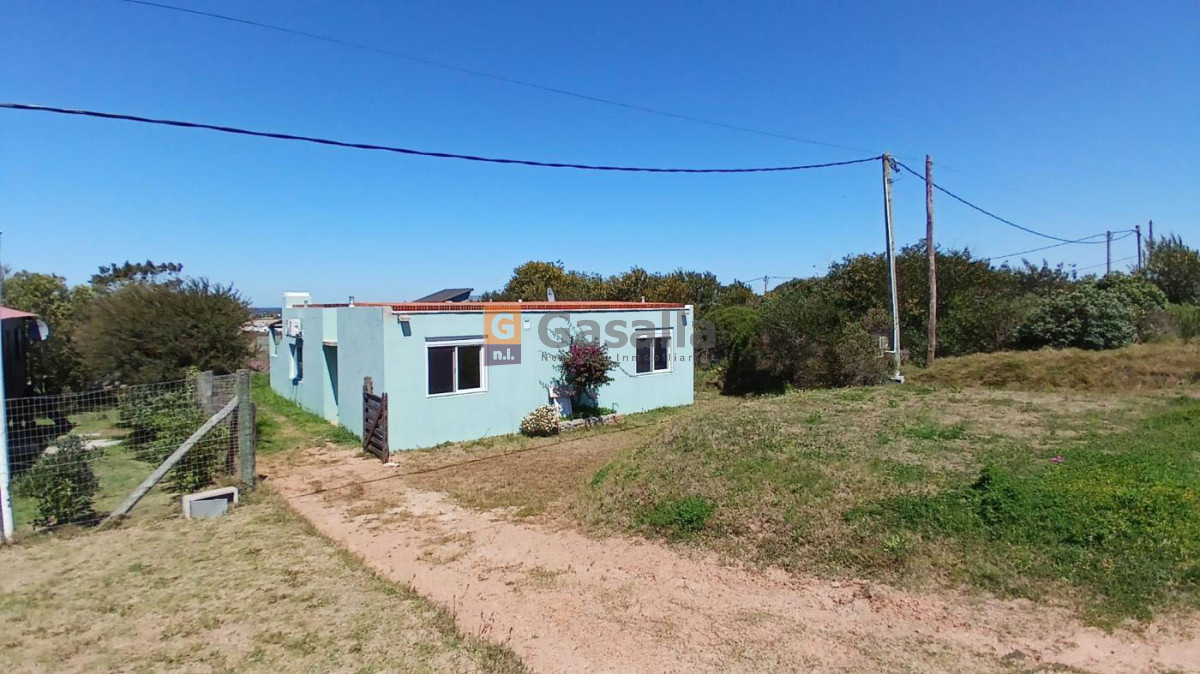 Casa En Venta - Zona Punta Negra -  Ref. 6218