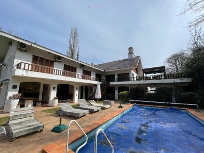 Excelente chalet en alquiler de temporada en Parque de Golf.  Ref. 4218