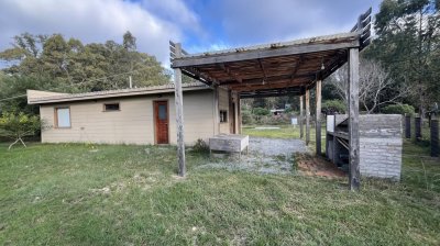 Casa de dos dormitorios en venta en Piriapolis