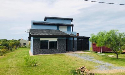 Casa En Venta - Zona Piriápolis Punta Negra - Ref. 3540