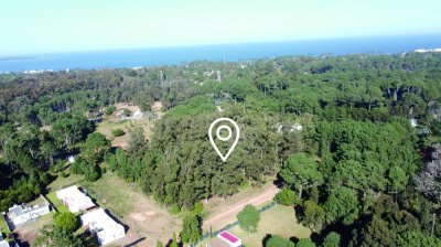 Terreno en Parque Burnett - Maldonado. Ref. 4285