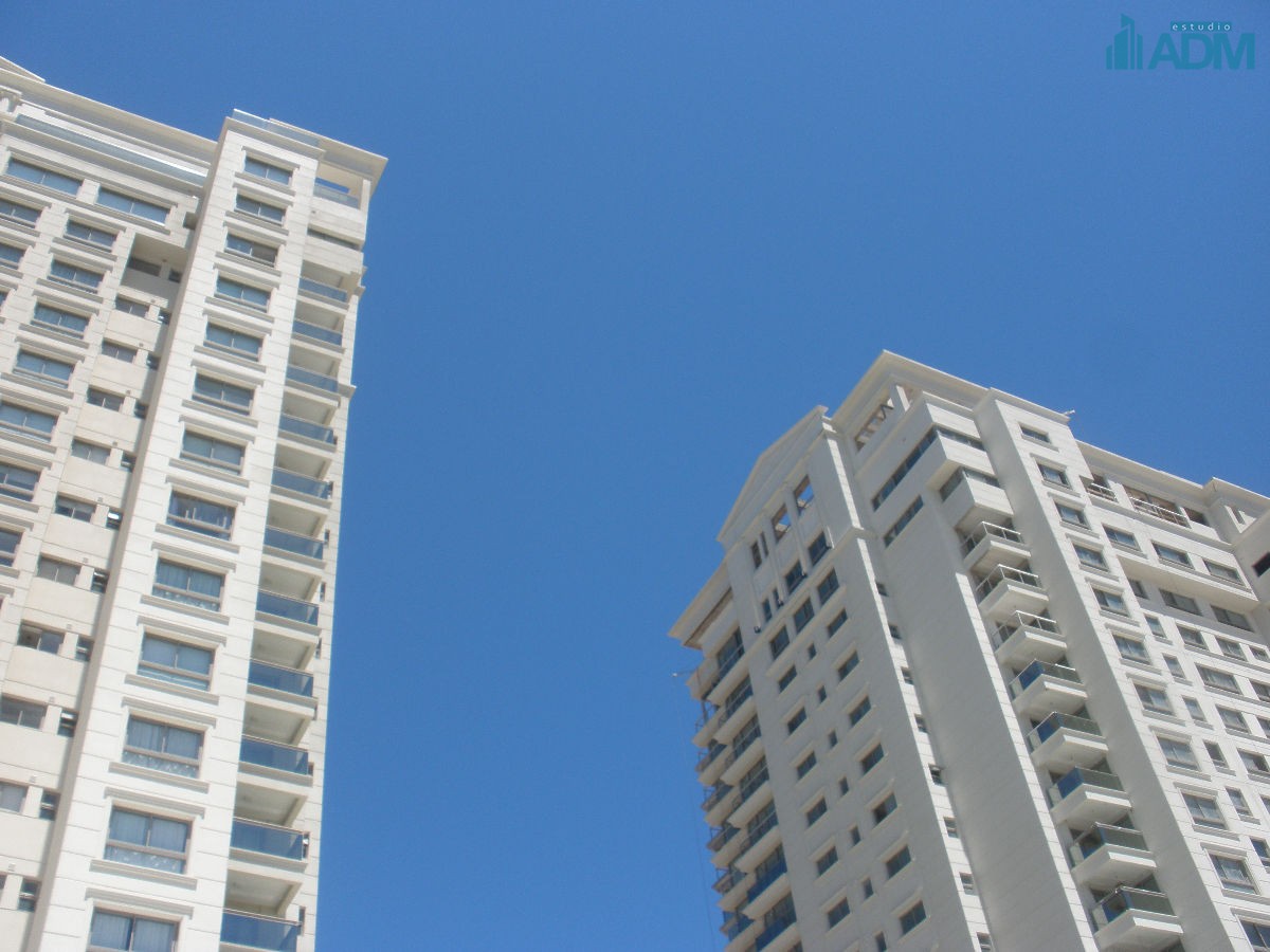 Apartamento ID.402 - Gran apartamento de 4 suites en torre primera categoría