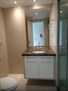 Apartamento en venta y alquiler de apartamento de 3 dormitorios en Punta del Este - MCH7423A