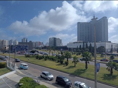 Apartamento en venta y alquiler de apartamento de 3 dormitorios en Punta del Este - MCH7423A