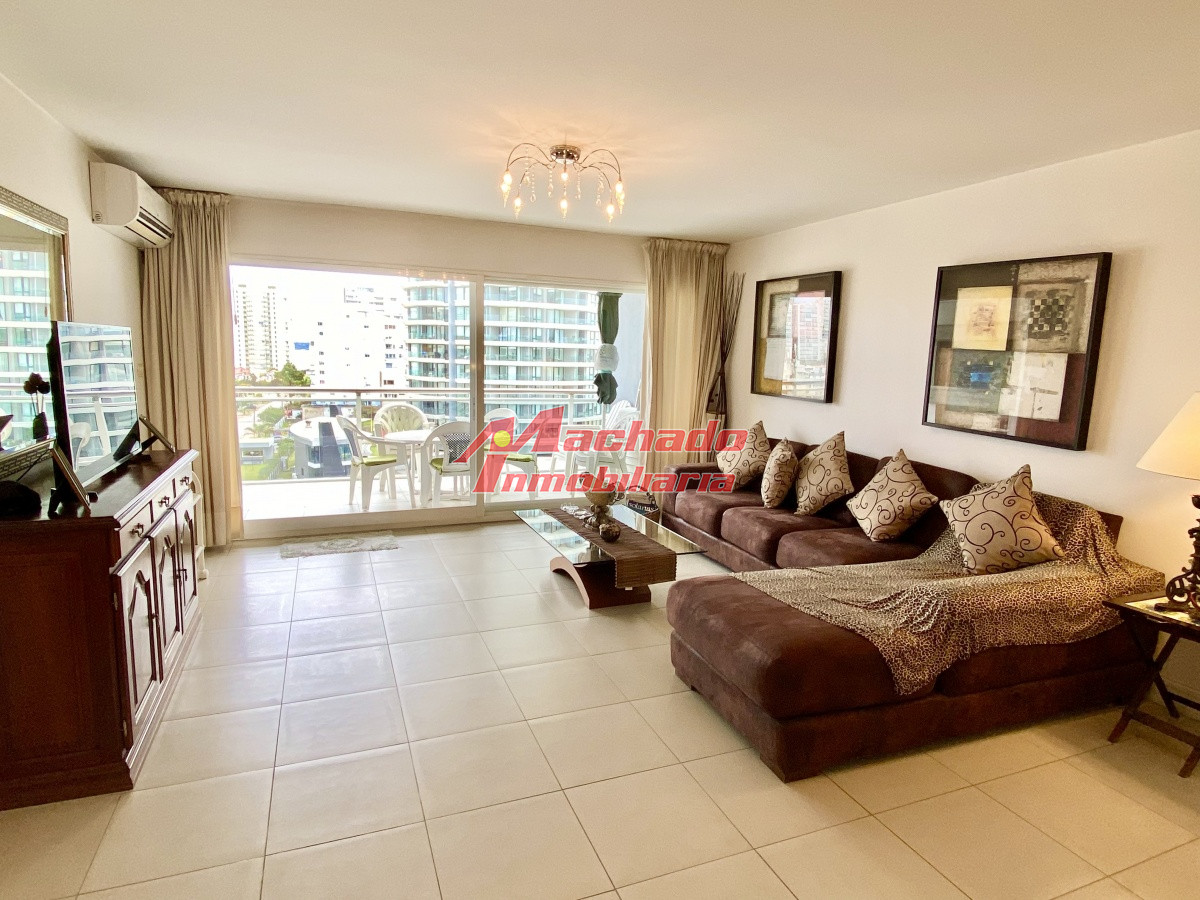 Brava - GoPunta - Portal Inmobiliario de Punta del Este - Maldonado