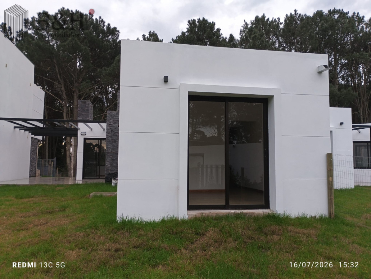 Casa ID.7861 - Casa en VENTA EN Burnett