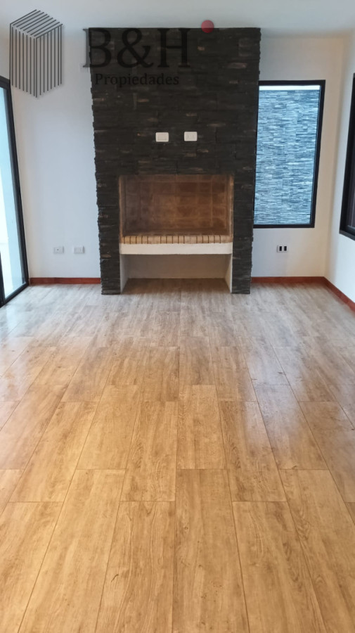 Casa ID.7861 - Casa en VENTA EN Burnett