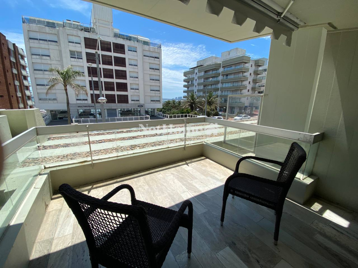 Apartamento ID.164 - Península Lujoso Apartamento 3 Dormitorios  Excelentes Amenities A pasos de todos los servicios