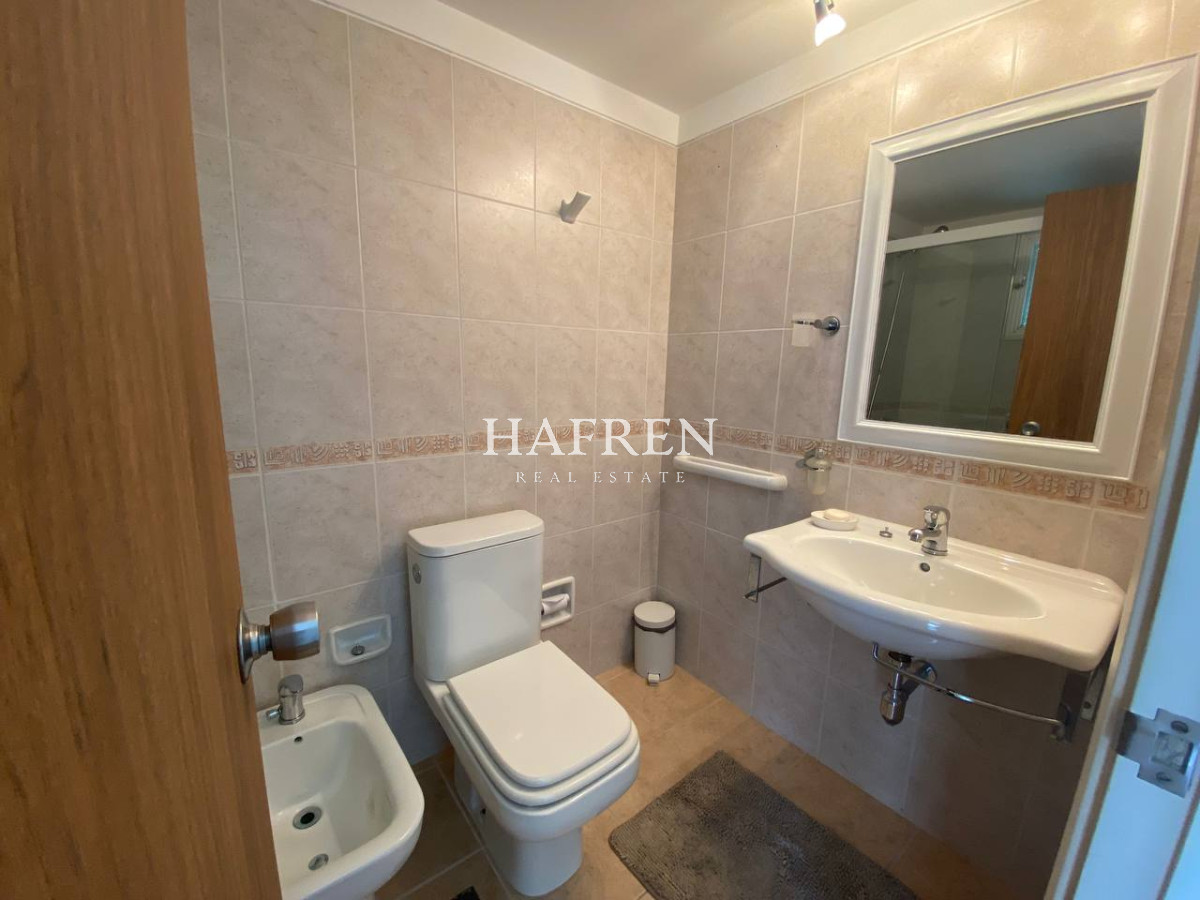 Apartamento ID.299 - Venta de apartamento, tres dormitorios en Peninsula!