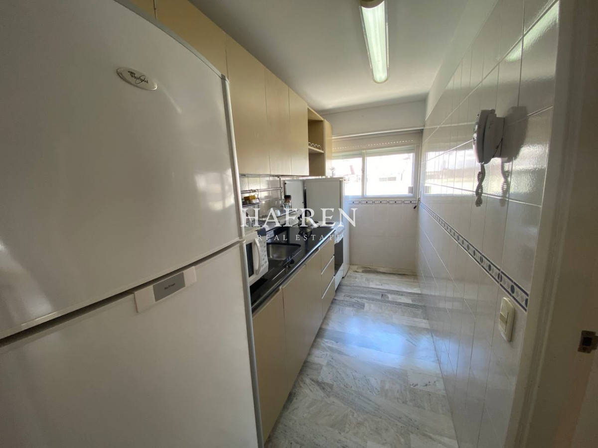 Apartamento ID.299 - Venta de apartamento, tres dormitorios en Peninsula!