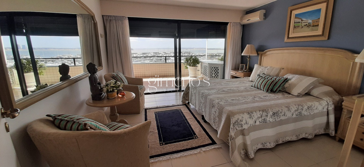 Apartamento ID.446 - Apartamento en Venta 3 Dormitorios - Punta del Este - Puerto 