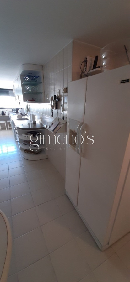 Apartamento ID.446 - Apartamento en Venta 3 Dormitorios - Punta del Este - Puerto 