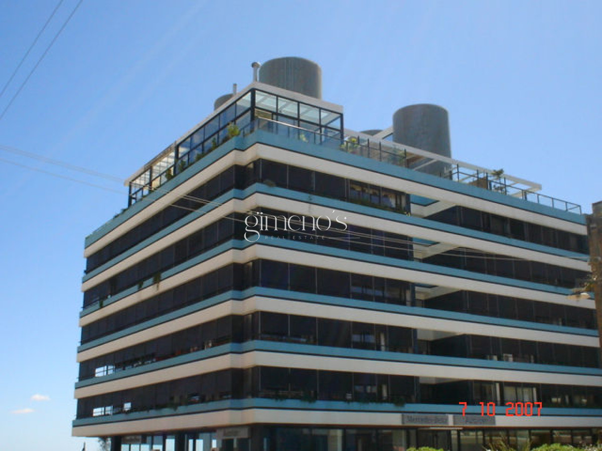 Apartamento ID.446 - Apartamento en Venta 3 Dormitorios - Punta del Este - Puerto 