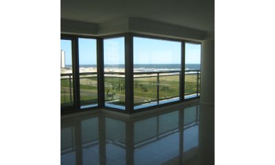 Apartamento en Punta del Este, Brava
