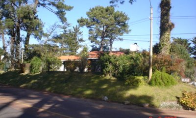 Casa en Punta del Este, Cantegril