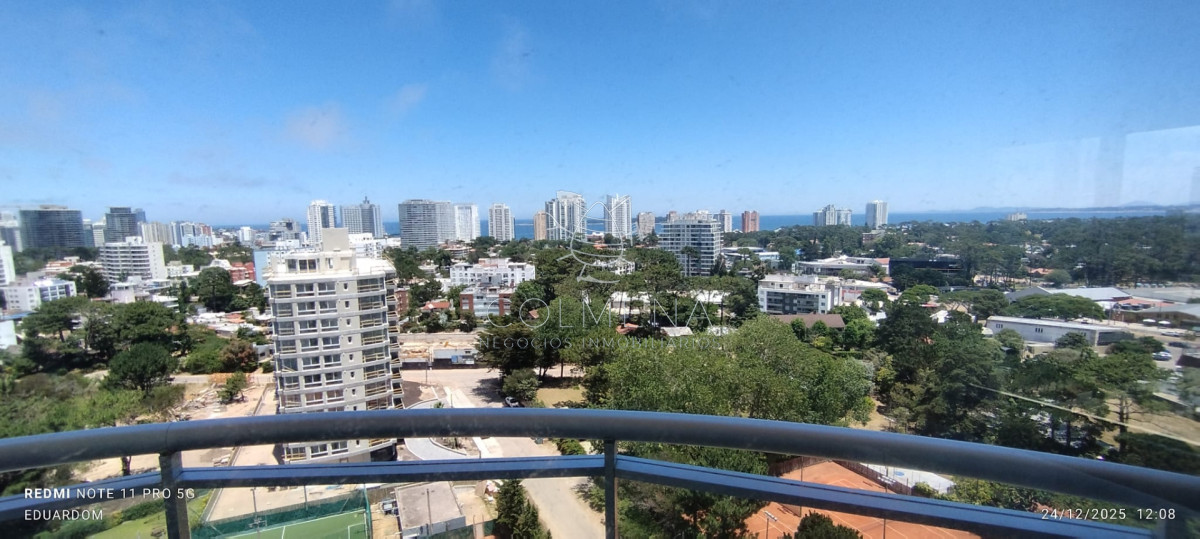 TORRES OCEAN DRIVE.- Av Roosevelt Playa Brava, excelente complejo.-  - COL7539A