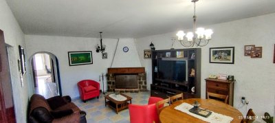 Muy buena casa con amplias comodidades y construcción ideal para vivienda permanente totalmente equipada
