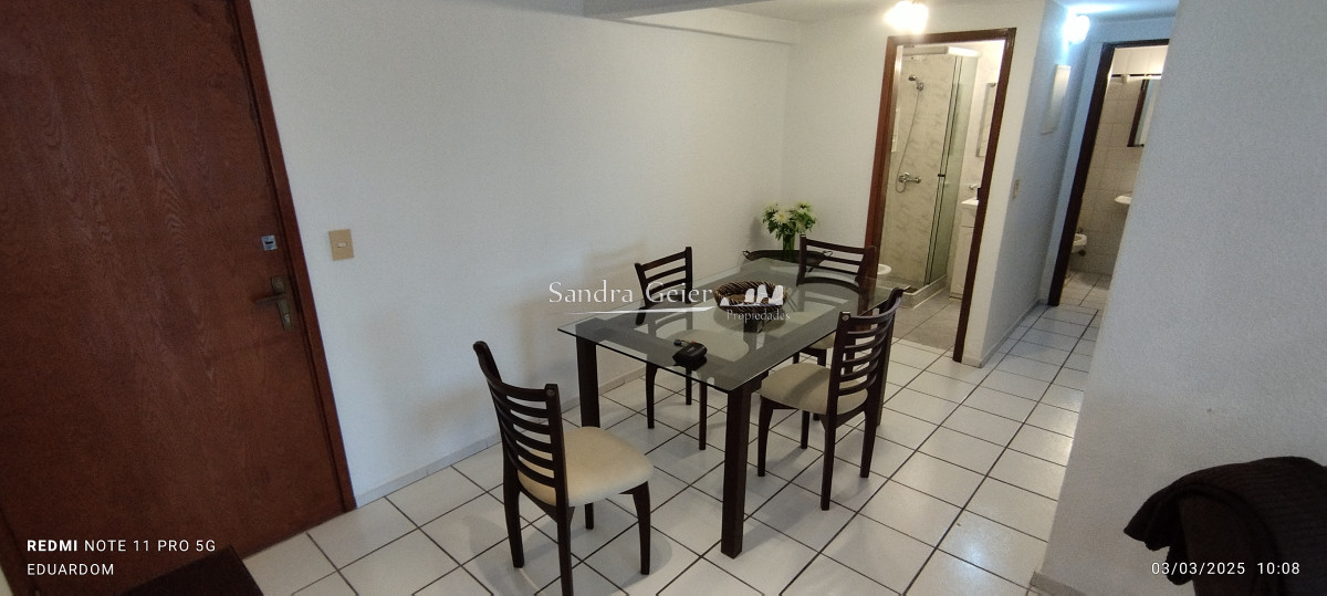 Apartamento ID.2547 - Muy lindo apartamento amplio con buena orientación 2 dormitorios  2 baños terraza garaje en sub suelo.- recepción, servicios varios piscina barbacoas