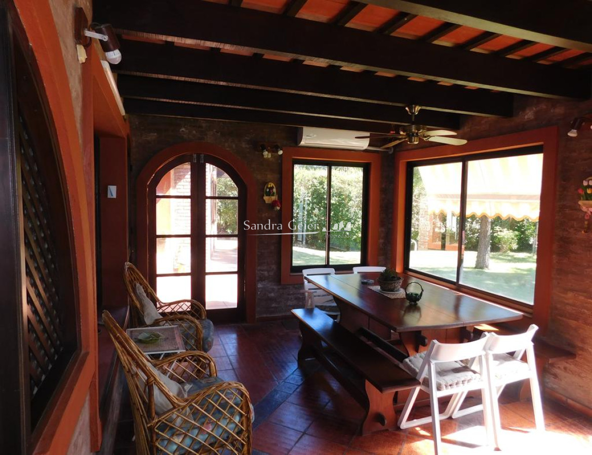 Casa ID.1886 - JARDINES DE CORDOBA ZONA RESIDENCIAL