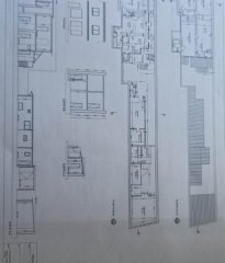 Propiedad en pleno centro Maldonado local comercial y apartamentos.-