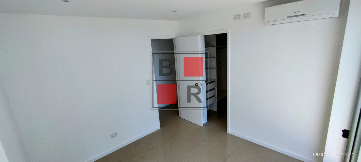 Apartamento ID.985 - TORRE A PASOS DE PLAYA MANSA FRENTE A HOTEL ENJOY MUY BUENA INVERSION Y MUY BUENA RENTABILIDAD.-