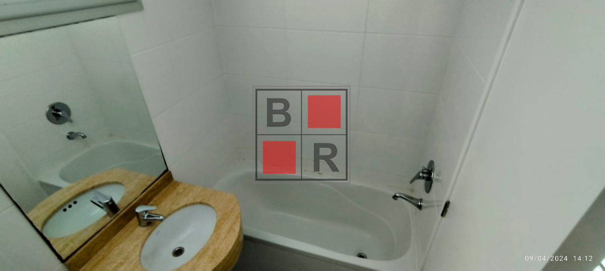 Apartamento ID.985 - TORRE A PASOS DE PLAYA MANSA FRENTE A HOTEL ENJOY MUY BUENA INVERSION Y MUY BUENA RENTABILIDAD.-