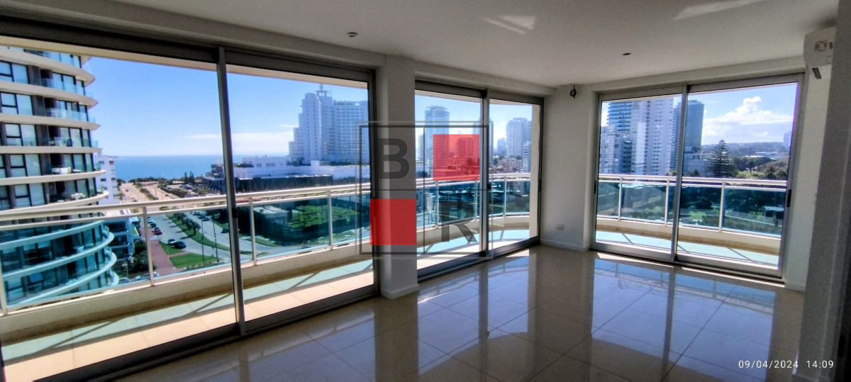Apartamento ID.985 - TORRE A PASOS DE PLAYA MANSA FRENTE A HOTEL ENJOY MUY BUENA INVERSION Y MUY BUENA RENTABILIDAD.-