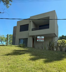CASA A ESTRENAR EN ALTOS DEL PINAR.