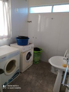 muy linda casa con piscina climatizada para descanso temporal 4 dormitorios tres baÑos living comedor cocina comedor barbacoa parrilla gran parque. - emp219c