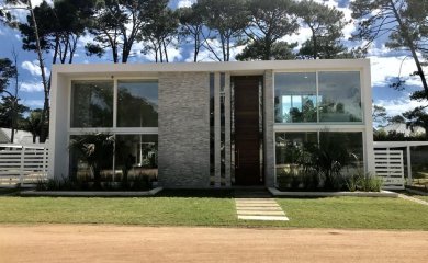 Casa en Punta del Este, Mansa