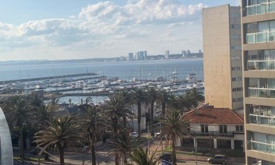 Vendo apartamento 1 dormitorio con garage en Peninsula, Punta del Este