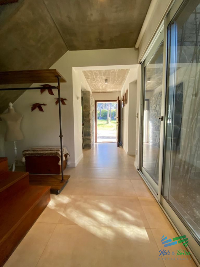 Casa ID.4627 - En venta moderna casa en barrio privado , Punta del Este