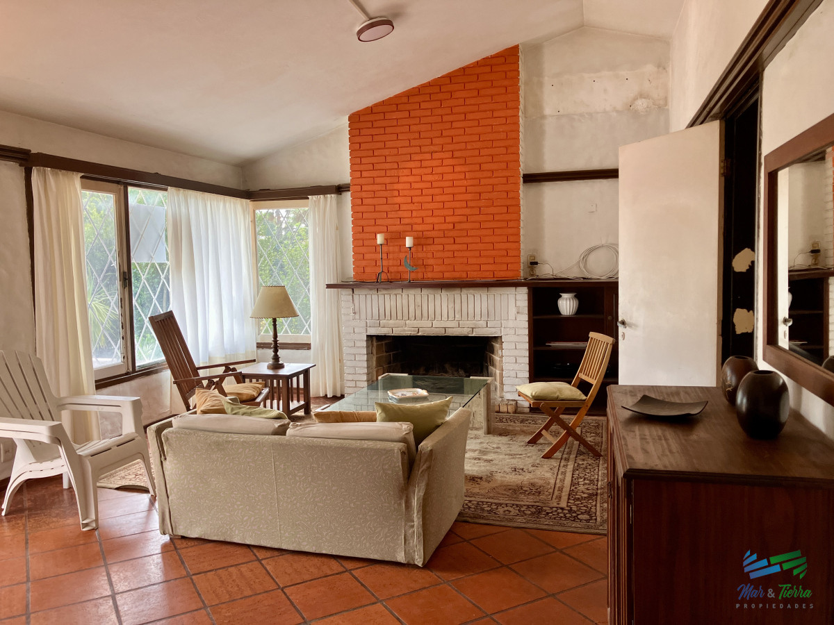 Casa ID.5067 - Casa en venta en Cantegril, oportunidad.