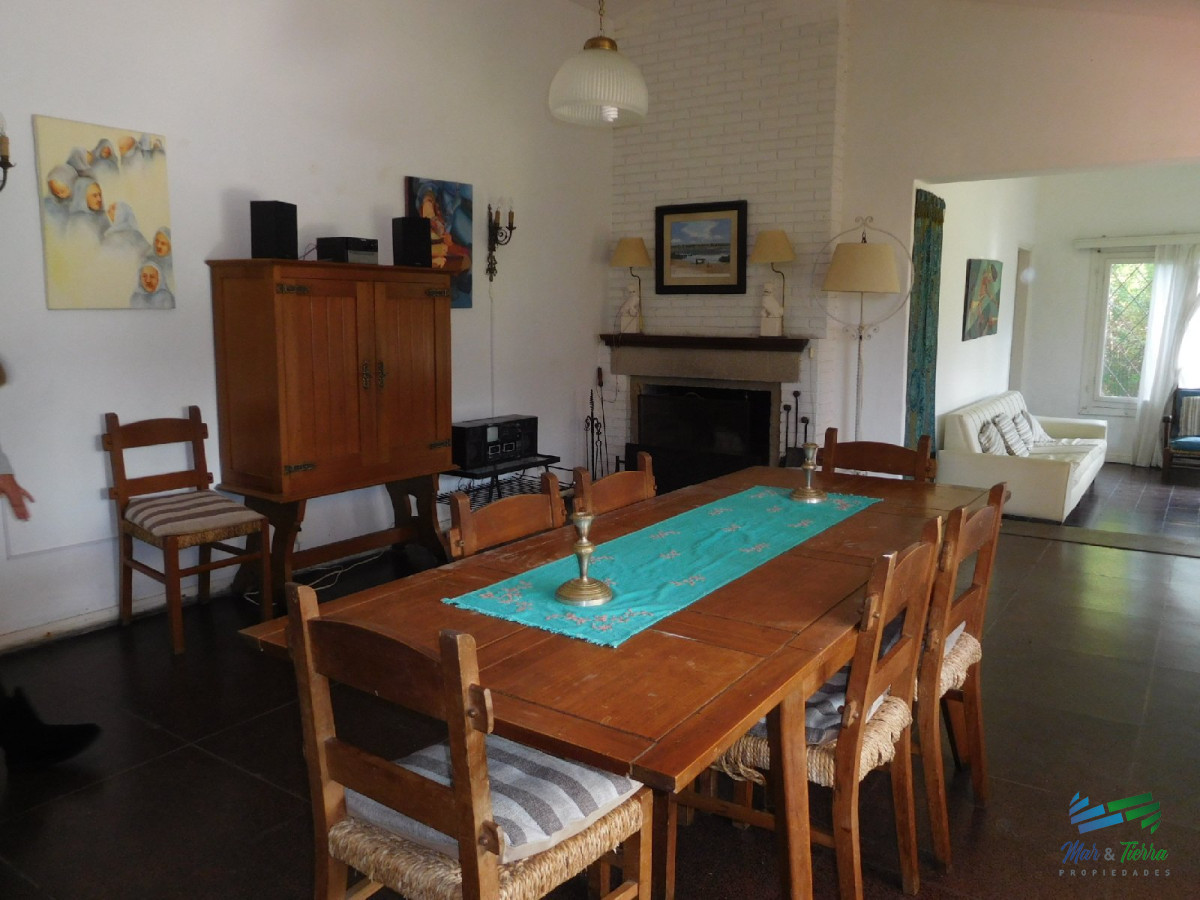 Casa ID.4296 - Vendo casa 4 dormitorios, barrio el Golf, Punta del Este