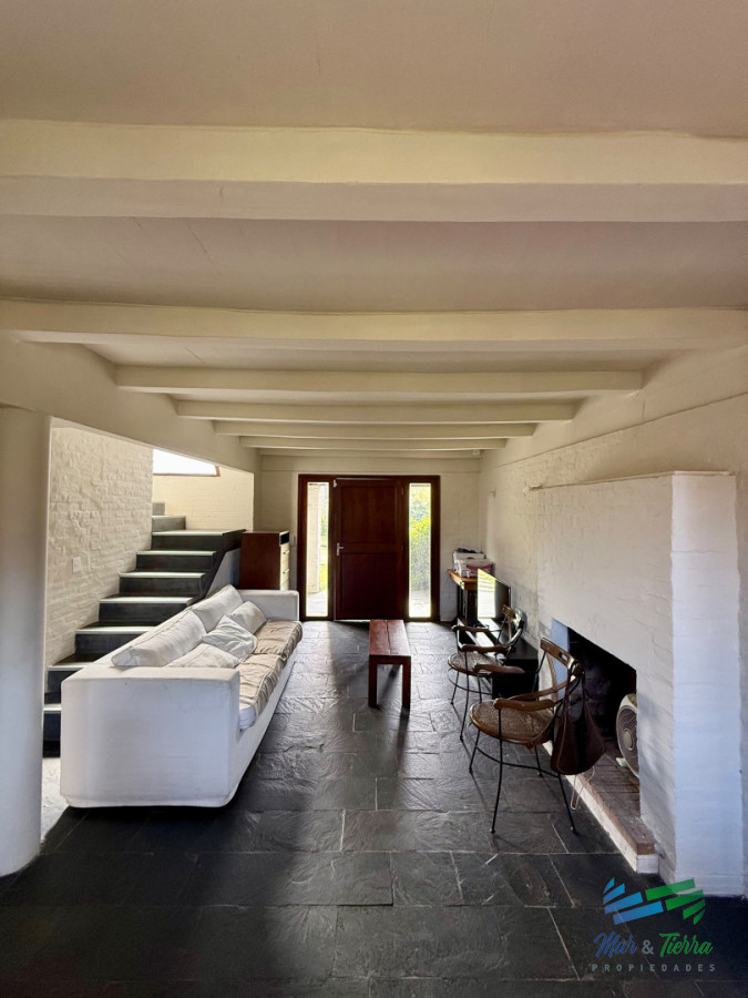 Casa ID.5799 - Casa en Barrio privado con piscina y cancha de tenis.Zona Pinares 