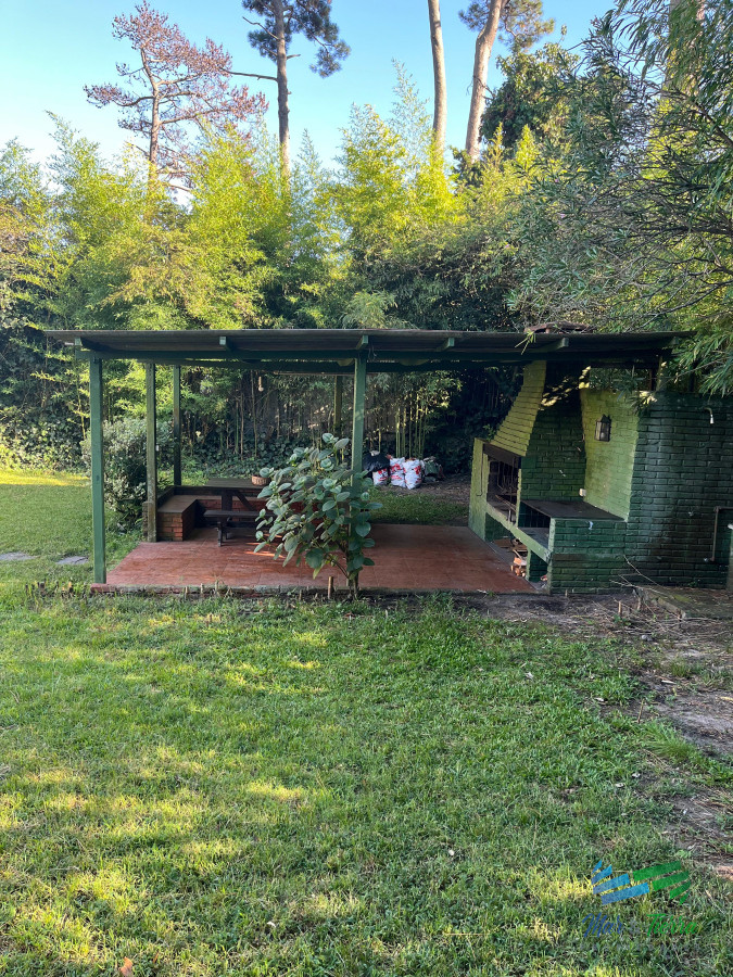 Casa ID.5067 - Casa en venta en Cantegril, oportunidad.