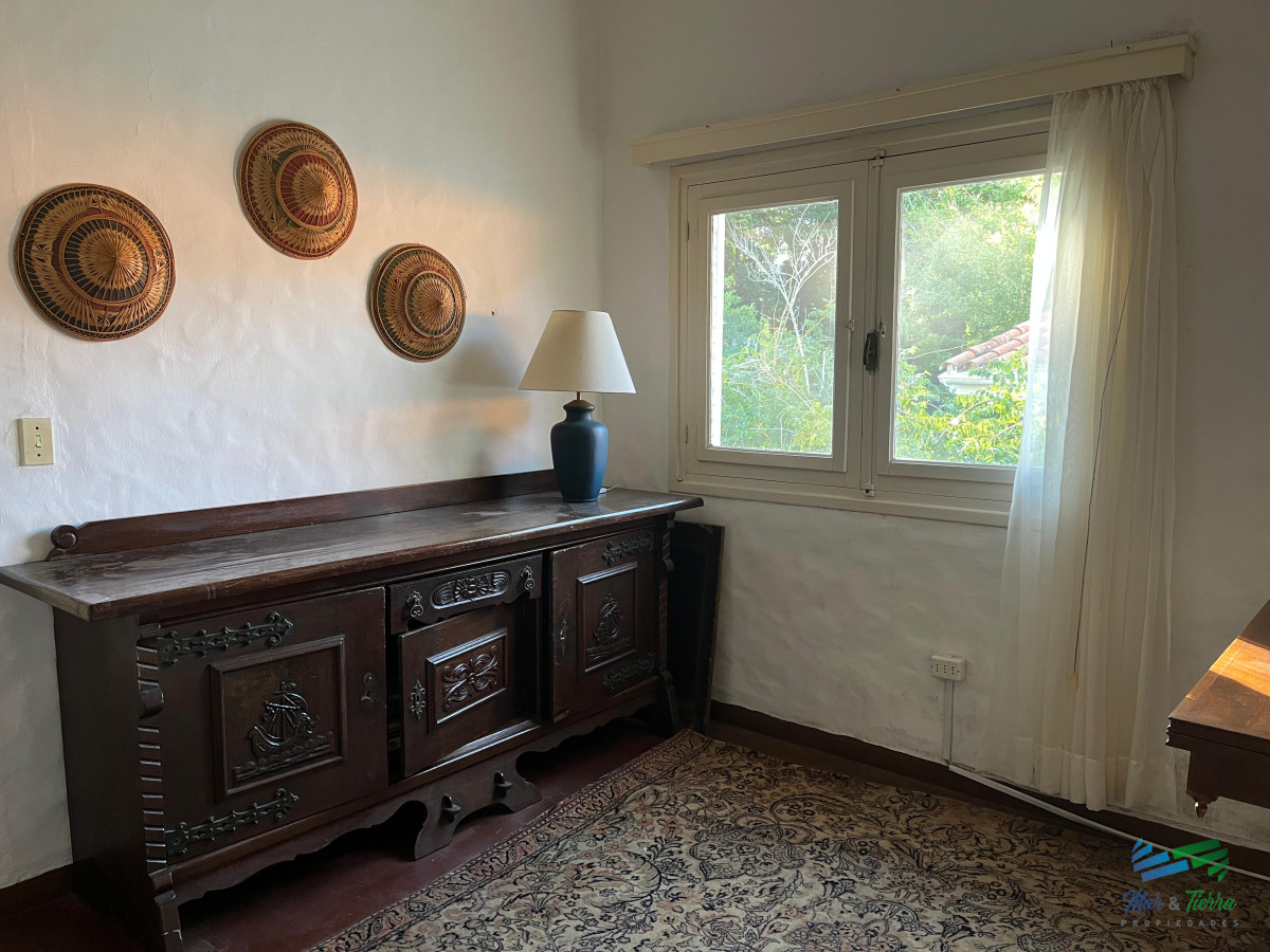Casa ID.5067 - Casa en venta en Cantegril, oportunidad.