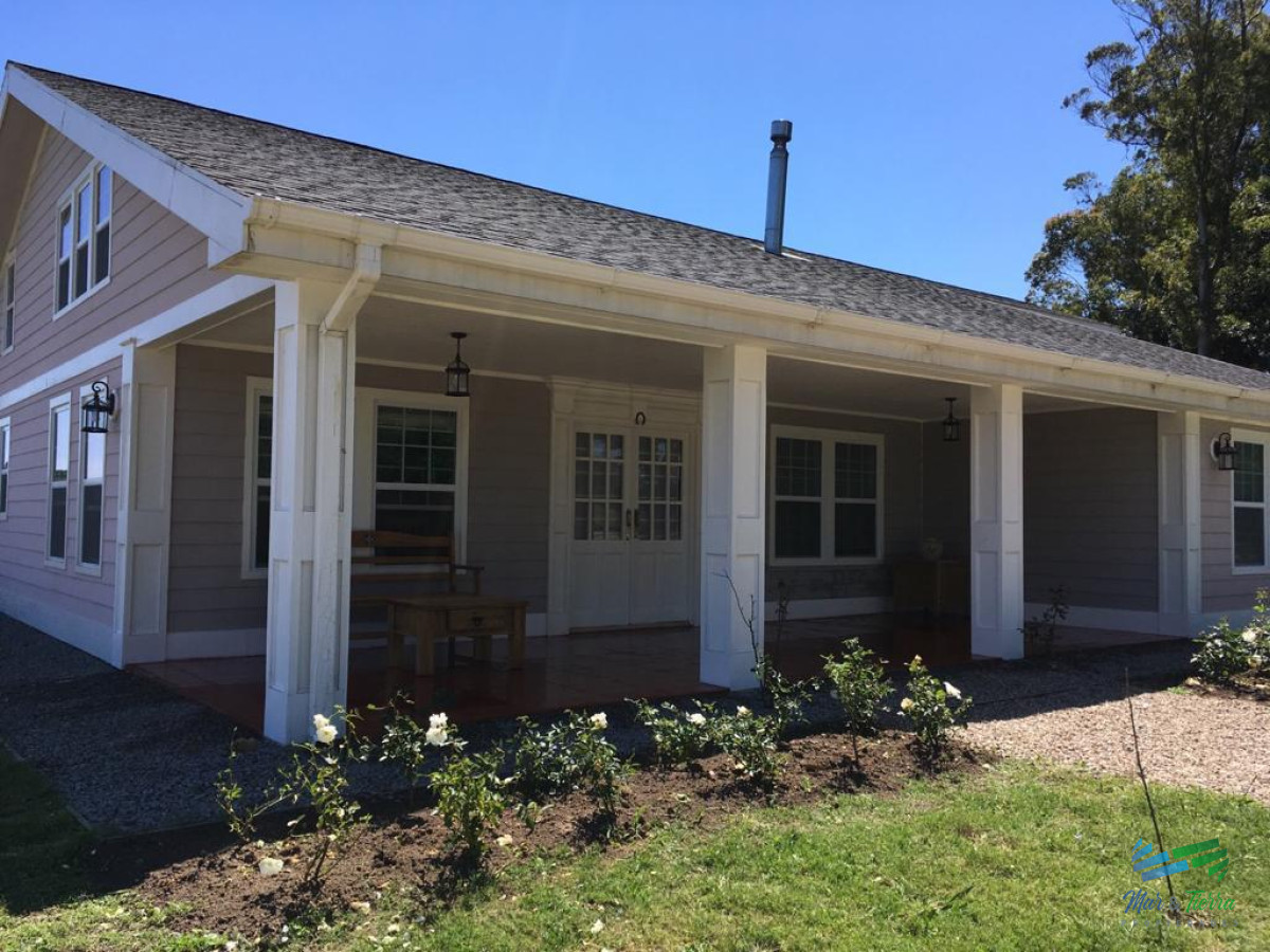 Casa ID.5655 - En venta Casa 3 dormitorios en barrio privado El Quijote, La Barra, Punta del Este