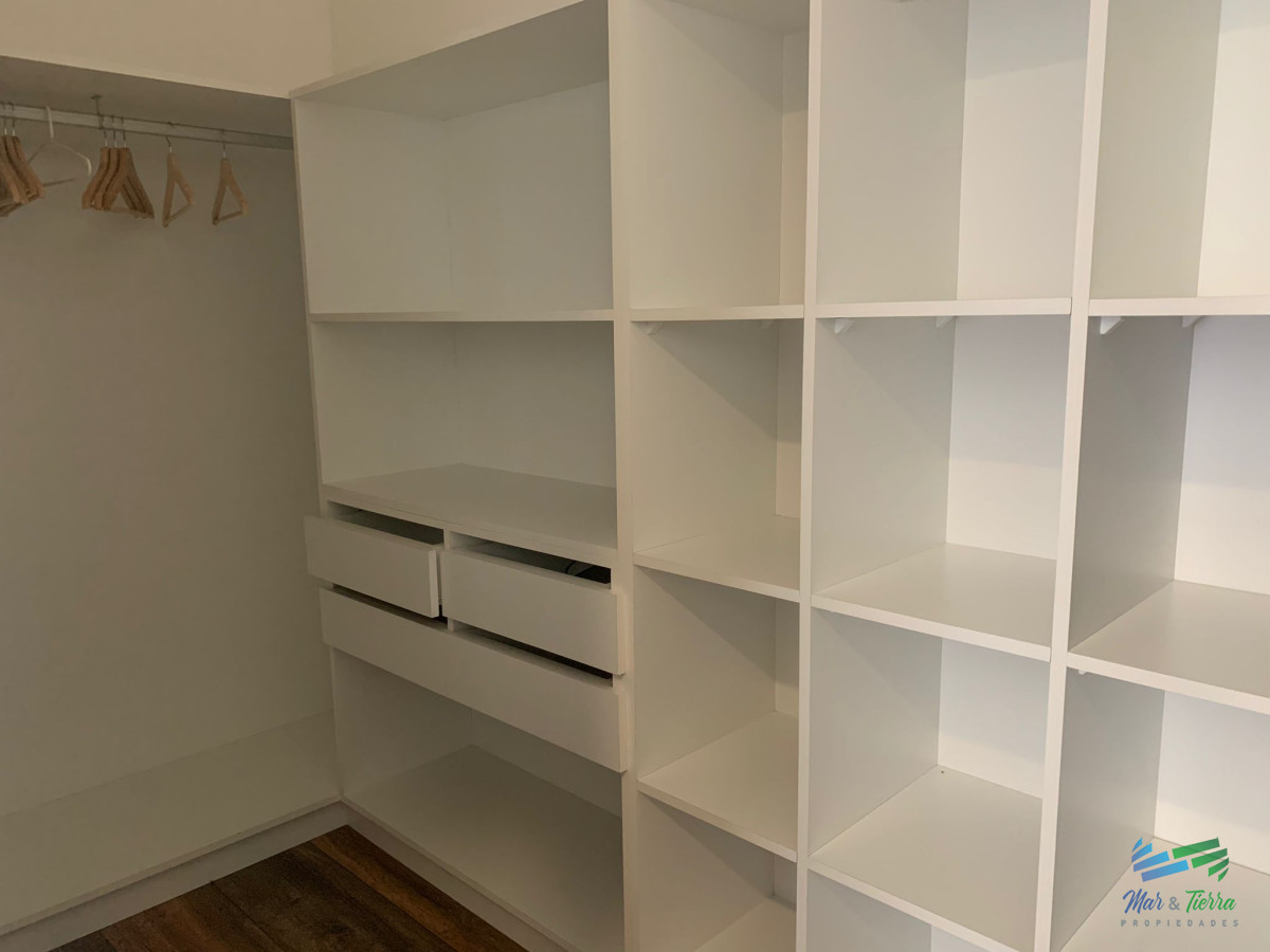 Casa ID.4626 - Moderna casa en El Quijote en venta y alquiler