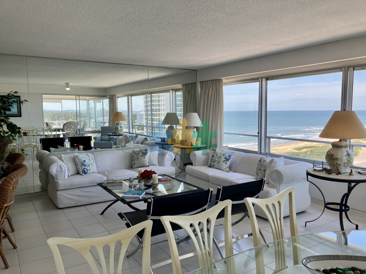 Brava - GoPunta - Portal Inmobiliario de Punta del Este - Maldonado