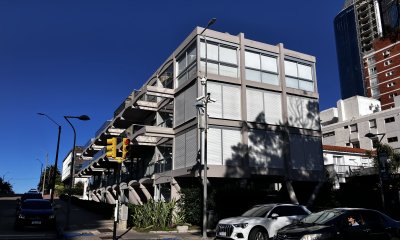 Apartamento en venta en Península con balcón. - Ref : EQP7605